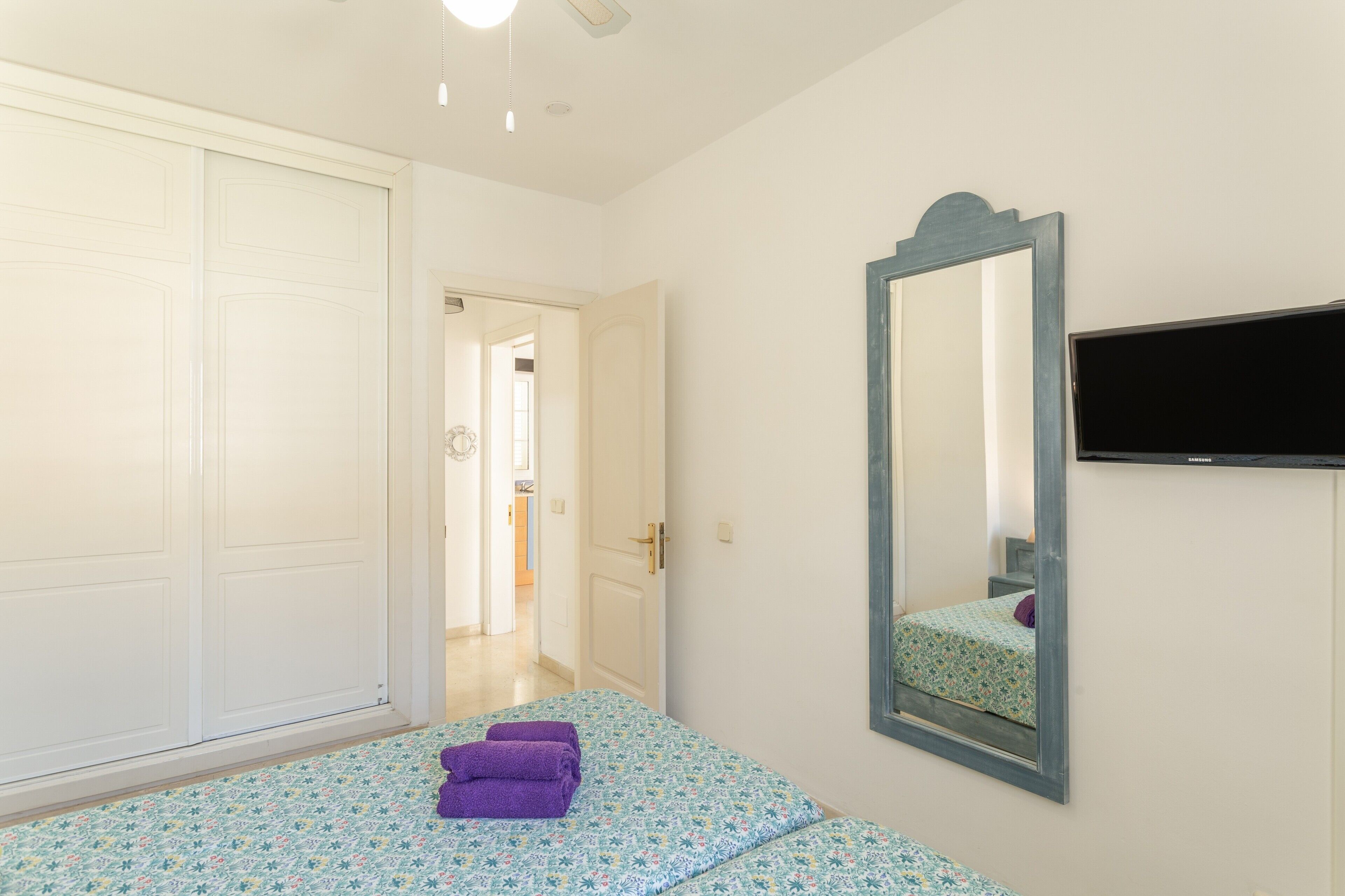 1 chambre, fer et planche à repasser, Wi-Fi, draps fournis