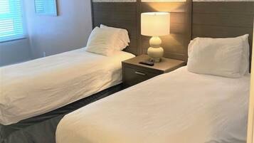 2 chambres, fer et planche Ă repasser, Wi-Fi, draps fournis