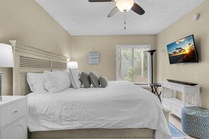 Condo, 1 King Bed with Sofa bed (Sand Dollar W-101) | 1 bedroom - Sand Dollar W-101 (Pensacola Beach)