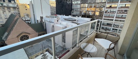 Apartment, 1 Bedroom, Accessible, Smoking | Balcony