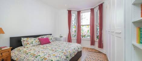 2 bedrooms, free WiFi