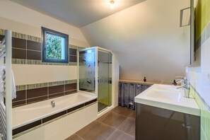 Hair dryer, towels