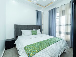 10 Schlafzimmer, Bügeleisen/Bügelbrett, kostenloses WLAN, Bettwäsche