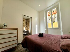 1 Schlafzimmer, Bügeleisen/Bügelbrett, kostenloses WLAN, Bettwäsche