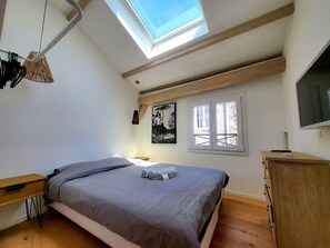 2 chambres, fer et planche à repasser, Wi-Fi gratuit, draps fournis