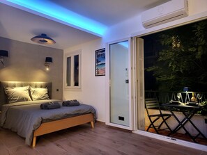 Bügeleisen/Bügelbrett, kostenloses WLAN, Bettwäsche