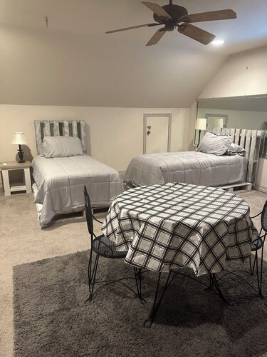 No longer available to rent in 2025; 