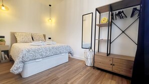1 chambre, fer et planche à repasser, Wi-Fi gratuit, draps fournis