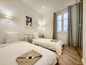 2 bedrooms, iron/ironing board, free WiFi, bed sheets