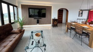 Smart TV - Penthouse Las Barandas (Icod de los Vinos)