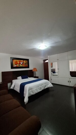 Standard Double Room | Free WiFi