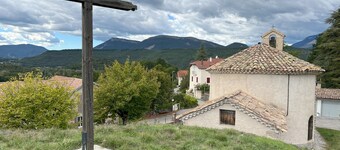 Quiet village house close to a wide range of activities.