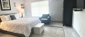 Bella Signature Suites 