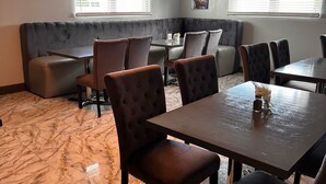 Restaurant - Bella Signature Suites  (Nassau)