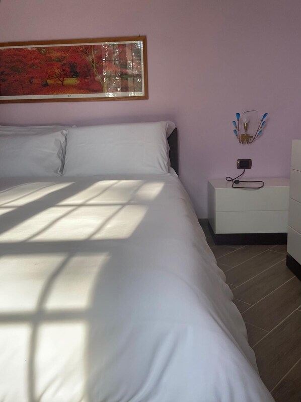 Hypo-allergenic bedding, blackout curtains, iron/ironing board