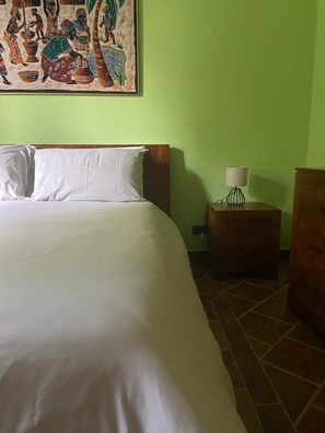 Hypo-allergenic bedding, blackout curtains, iron/ironing board
