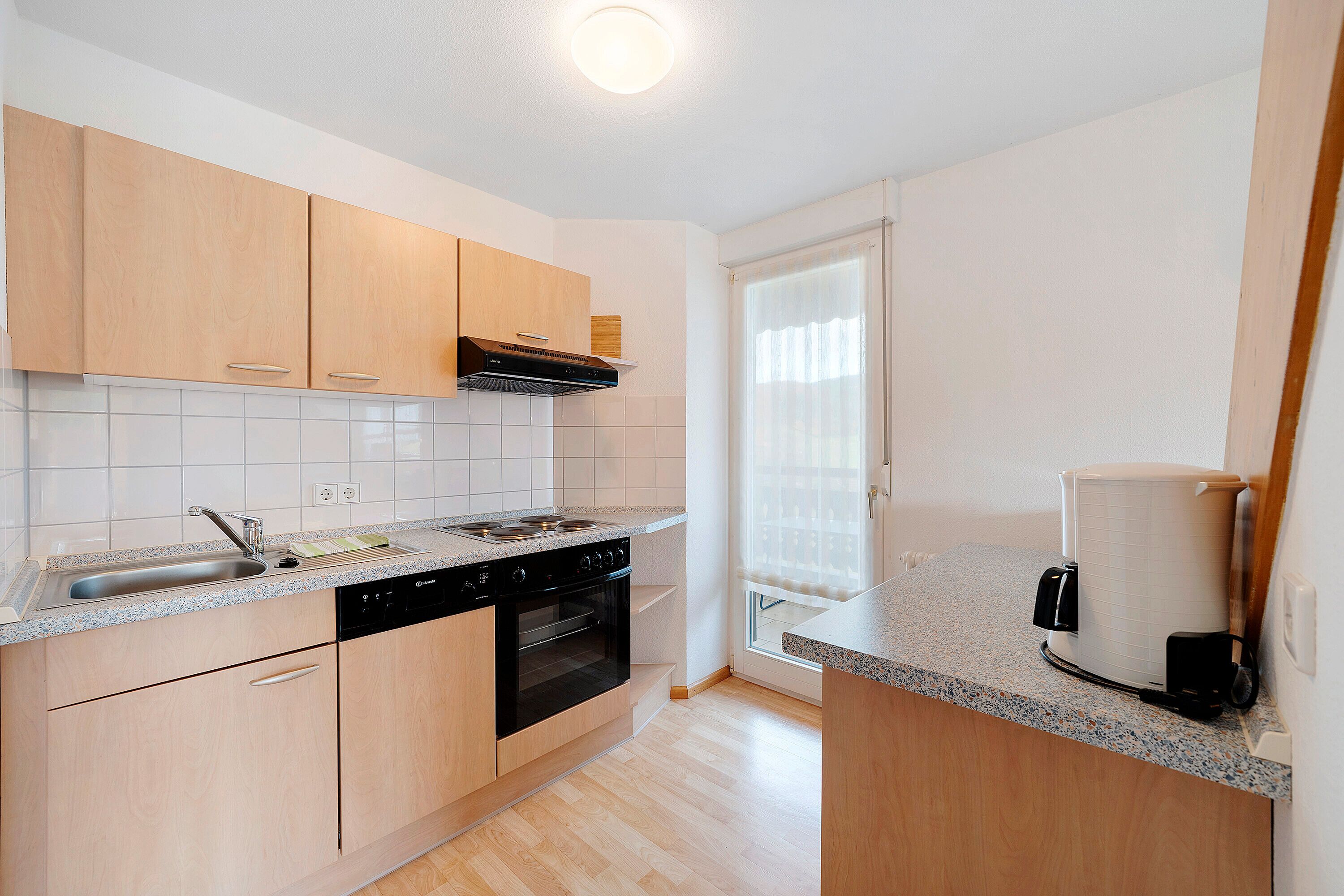 Réfrigérateur, four, plaque de cuisson, lave-vaisselle