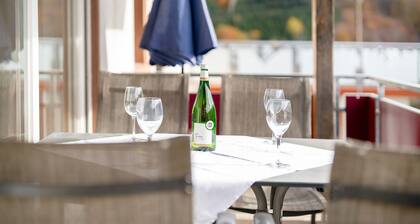 Holiday Apartment 'Landblick' with Balcony and Wi-Fi