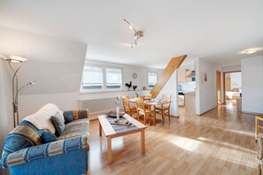 TV, DVD player, stereo