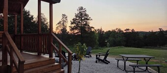 Flint Rock Cabins - The Spear