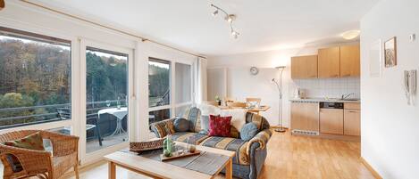 Televisio, DVD-soitin, stereot