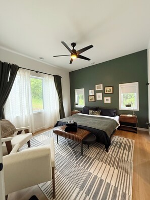 4 soverom, strykejern/-brett, wi-fi og sengetøy