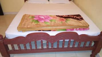 2 bedrooms, bed sheets