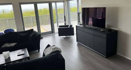 Golden Circle Cabin – Charming Three Bedroom House