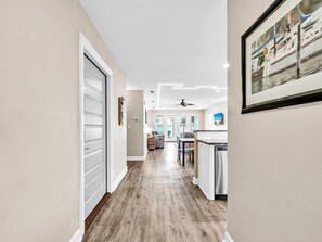 ハウス ベッド (複数台) (Sunset by the Sea) | 内装