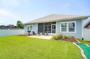 Talo, useita sänkyjä (Tropic Like It's Hot) | Ulkopuoli