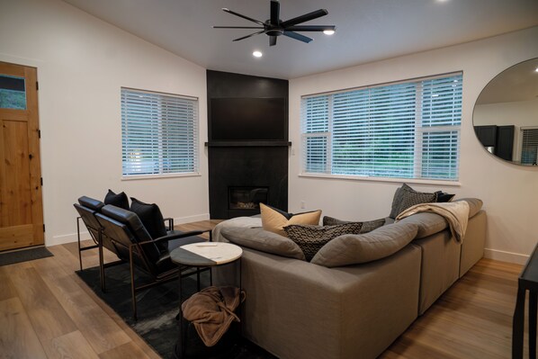 Téléviseur connecté, foyer