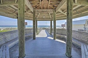 House, Multiple Beds (Beachside Sunrise) | Terrace/patio