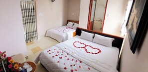 Standard Triple Room, City View