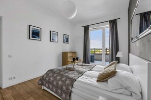 1 dormitorio, tabla de planchar con plancha, wifi gratis y ropa de cama