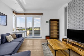 Smart TV - Włodarzewska Apt - 55m2, Parking, Balcony - by Rentujemy (Warszawa)