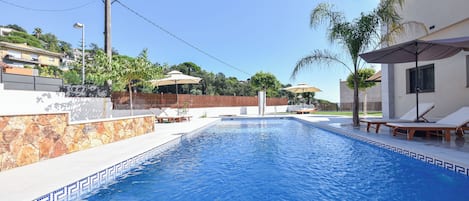 Piscina all'aperto