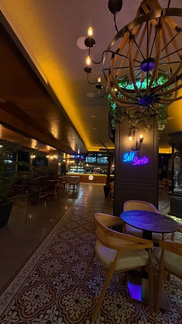 Coffee shop