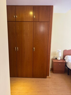1 Schlafzimmer, Bügeleisen/Bügelbrett, WLAN, Bettwäsche