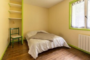 2 bedrooms