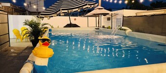 AGA HOUSE TU HOME EN PR 3-bedroom house available pool, 2 bathrooms for 6 people