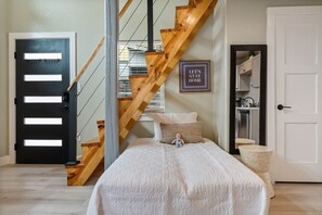 1 bedroom, iron/ironing board, travel crib, free WiFi