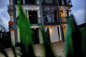 Exterior - Apartment - Sleeps 4 - Parking - Balcony (Kigali)