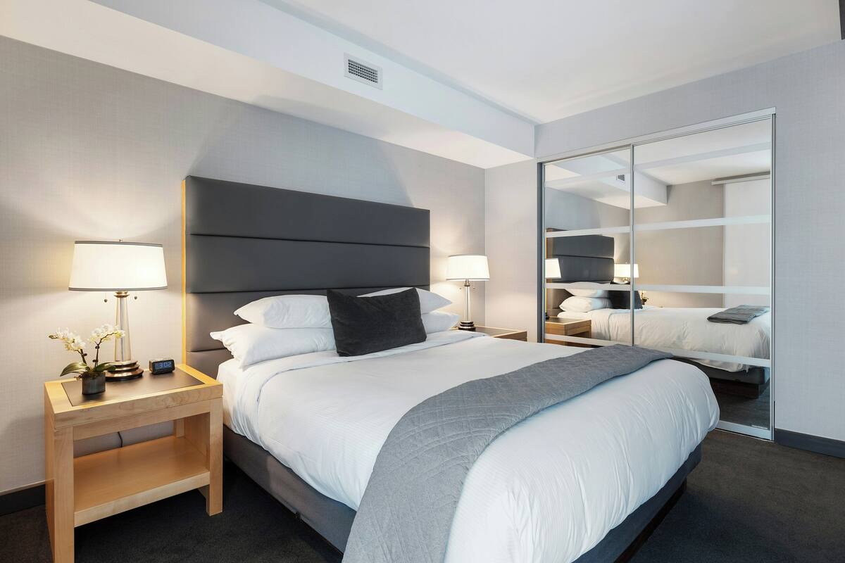 Bed sheets, wheelchair access