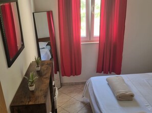 1 Schlafzimmer, Bügeleisen/Bügelbrett, Internetzugang, Bettwäsche