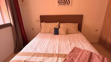 1 bedroom, iron/ironing board, WiFi, bed sheets