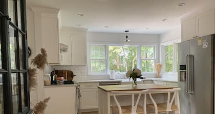 Cozy Coastal Retreat w/ Detached Office Near NYC