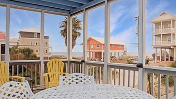 Townhome, Multiple Beds (Casita Azul) | Outdoor dining