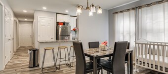 13 Mi to Gillette Stadium: Pet-Friendly Apt!