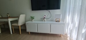 Interior - Studio in Boat Avenue close of everythin (Choeng Thale)
