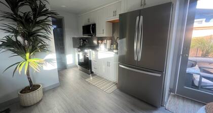 Charming 1-bedroom townhome in brilliant Hermosa Beach